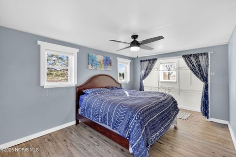 Tiny photo for 24584 Mccutchenville Road, Perrysburg, OH 43551 (MLS # 10001599)