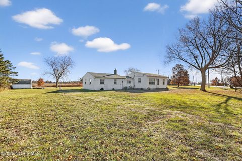 Tiny photo for 24584 Mccutchenville Road, Perrysburg, OH 43551 (MLS # 10001599)