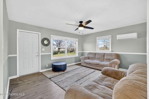 Tiny photo for 24584 Mccutchenville Road, Perrysburg, OH 43551 (MLS # 10001599)