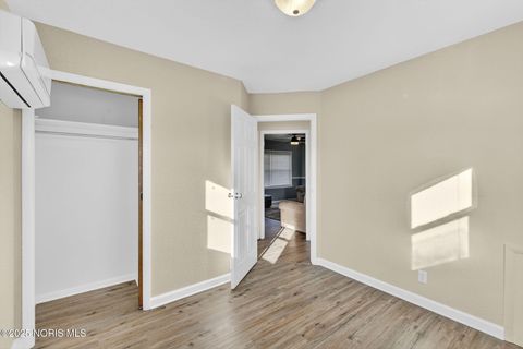 Tiny photo for 24584 Mccutchenville Road, Perrysburg, OH 43551 (MLS # 10001599)