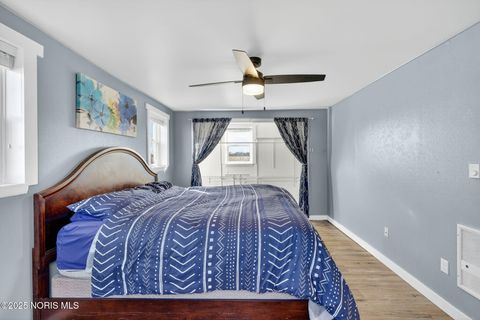 Tiny photo for 24584 Mccutchenville Road, Perrysburg, OH 43551 (MLS # 10001599)