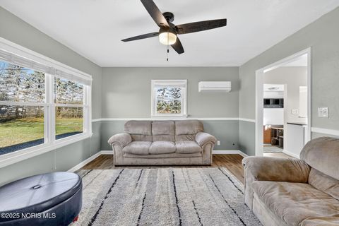 Tiny photo for 24584 Mccutchenville Road, Perrysburg, OH 43551 (MLS # 10001599)