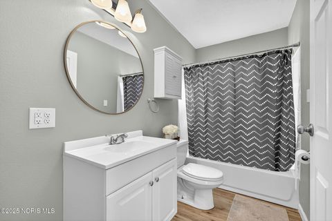 Tiny photo for 24584 Mccutchenville Road, Perrysburg, OH 43551 (MLS # 10001599)