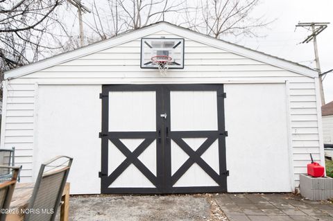 Tiny photo for 3868 Eggeman Avenue, Toledo, OH 43612 (MLS # 10002765)