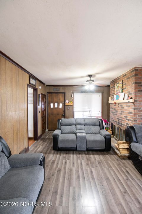 Tiny photo for 3868 Eggeman Avenue, Toledo, OH 43612 (MLS # 10002765)