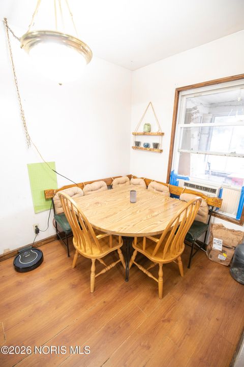 Tiny photo for 3868 Eggeman Avenue, Toledo, OH 43612 (MLS # 10002765)