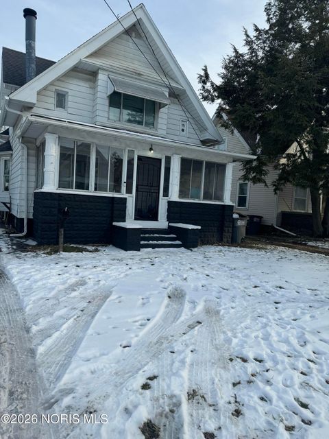 Photo of 3868 Eggeman Avenue, Toledo, OH 43612 (MLS # 10002765)