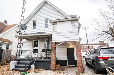 Tiny photo for 3868 Eggeman Avenue, Toledo, OH 43612 (MLS # 10002765)