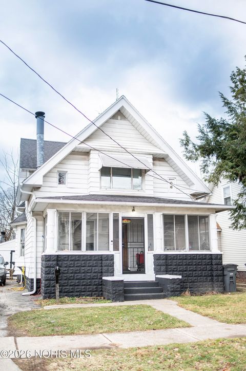 Photo of 3868 Eggeman Avenue, Toledo, OH 43612 (MLS # 10002765)