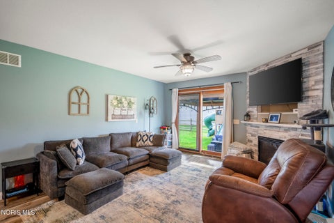 Tiny photo for 1954 Horseshoe Bend Drive, Perrysburg, OH 43551 (MLS # 10012172)