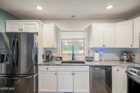 Tiny photo for 1954 Horseshoe Bend Drive, Perrysburg, OH 43551 (MLS # 10012172)