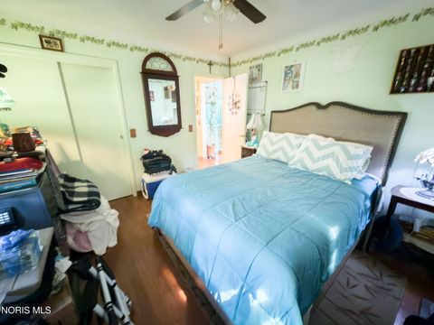 Tiny photo for 408 Dillrose Drive, Northwood, OH 43619 (MLS # 10009657)
