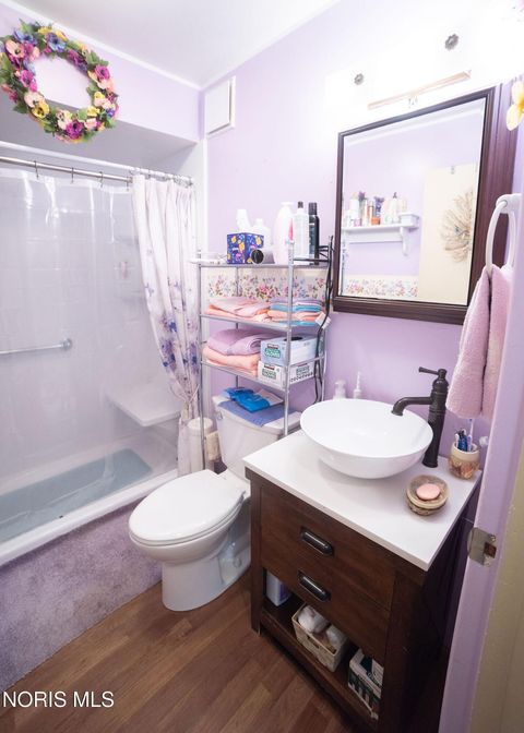 Tiny photo for 408 Dillrose Drive, Northwood, OH 43619 (MLS # 10009657)