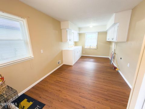 Tiny photo for 408 Dillrose Drive, Northwood, OH 43619 (MLS # 10009657)