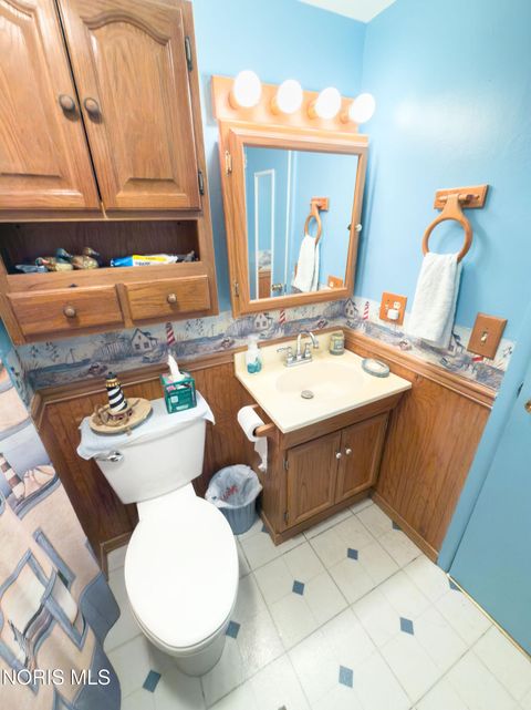 Tiny photo for 408 Dillrose Drive, Northwood, OH 43619 (MLS # 10009657)