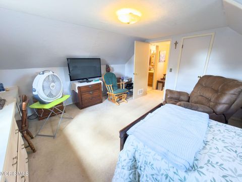 Tiny photo for 408 Dillrose Drive, Northwood, OH 43619 (MLS # 10009657)