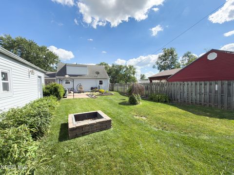 Tiny photo for 408 Dillrose Drive, Northwood, OH 43619 (MLS # 10009657)