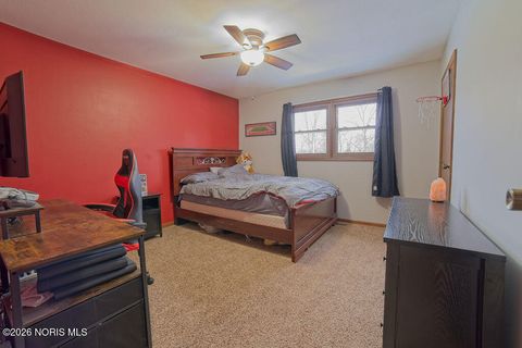 Tiny photo for 542 Bright Road, Findlay, OH 45840 (MLS # 10003494)