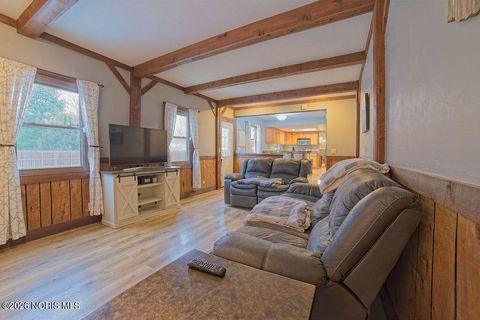 Tiny photo for 542 Bright Road, Findlay, OH 45840 (MLS # 10003494)