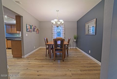 Tiny photo for 542 Bright Road, Findlay, OH 45840 (MLS # 10003494)