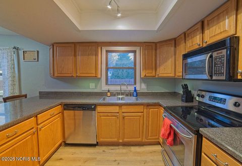 Tiny photo for 542 Bright Road, Findlay, OH 45840 (MLS # 10003494)