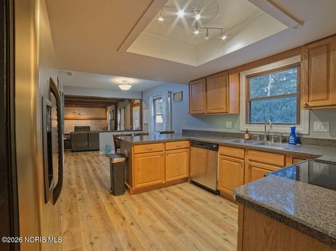 Tiny photo for 542 Bright Road, Findlay, OH 45840 (MLS # 10003494)