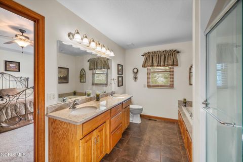 Tiny photo for 4718 Middle Branch, Monclova, OH 43542 (MLS # 10005901)