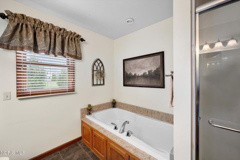 Tiny photo for 4718 Middle Branch, Monclova, OH 43542 (MLS # 10005901)