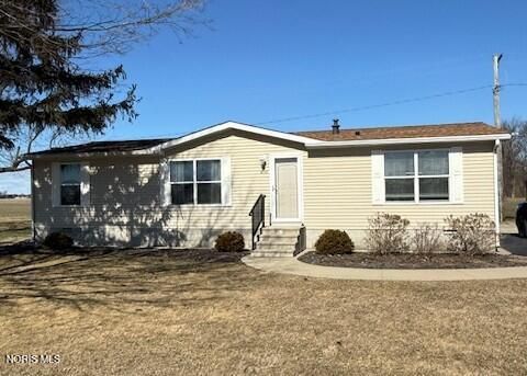 Photo of 1830 Co Rd 213, Fremont, OH 43420 (MLS # 10004577)