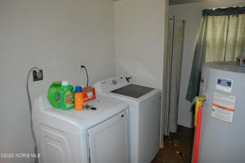 Tiny photo for 3319 Franklin Avenue, Toledo, OH 43608 (MLS # 10002006)