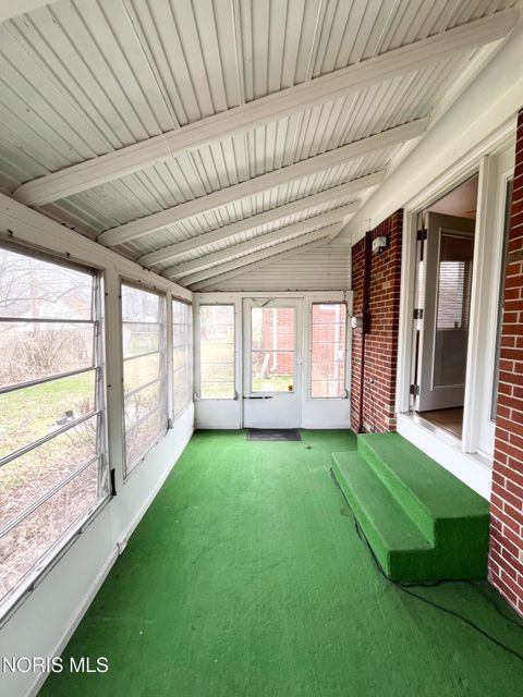 Tiny photo for 1922 Heatherdale Drive, Toledo, OH 43609 (MLS # 10005763)