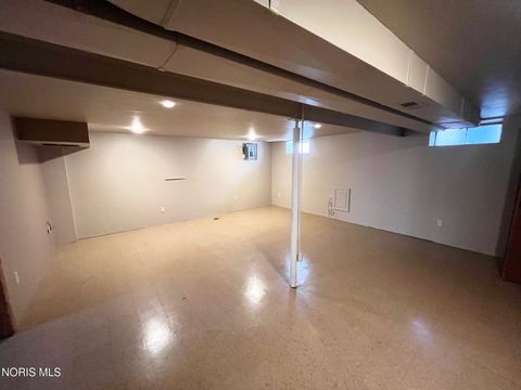 Tiny photo for 1922 Heatherdale Drive, Toledo, OH 43609 (MLS # 10005763)