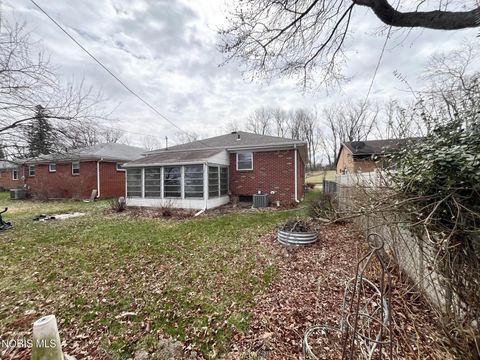 Tiny photo for 1922 Heatherdale Drive, Toledo, OH 43609 (MLS # 10005763)