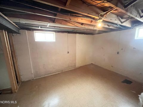 Tiny photo for 1922 Heatherdale Drive, Toledo, OH 43609 (MLS # 10005763)