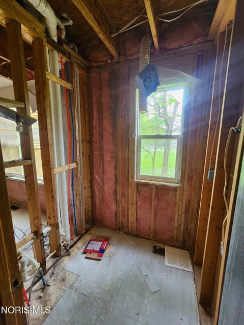 Tiny photo for 2270 Franklin Avenue, Toledo, OH 43620 (MLS # 10012021)