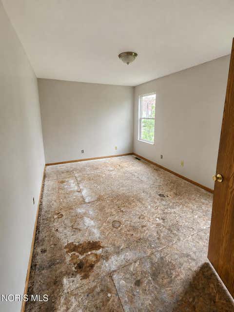 Tiny photo for 2270 Franklin Avenue, Toledo, OH 43620 (MLS # 10012021)