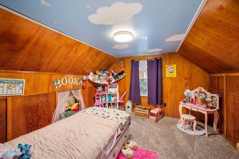 Tiny photo for 411 Hillside Drive, Rossford, OH 43460 (MLS # 10006290)