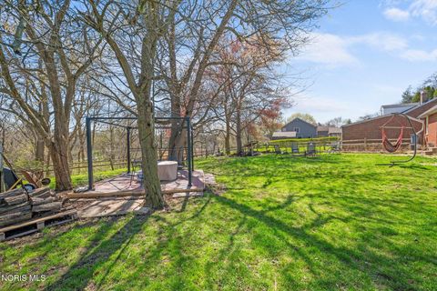 Tiny photo for 411 Hillside Drive, Rossford, OH 43460 (MLS # 10006290)