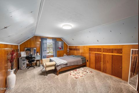 Tiny photo for 411 Hillside Drive, Rossford, OH 43460 (MLS # 10006290)