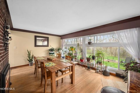 Tiny photo for 411 Hillside Drive, Rossford, OH 43460 (MLS # 10006290)