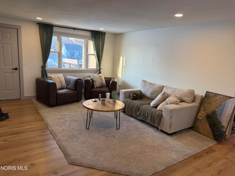 Tiny photo for 851 Anthony Wayne Boulevard, Defiance, OH 43512 (MLS # 10004480)