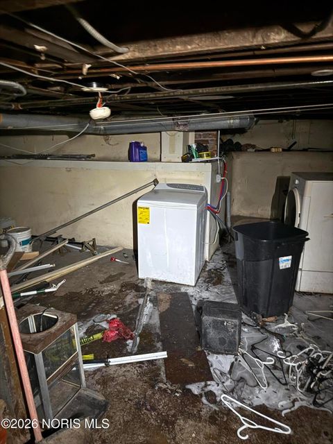 Tiny photo for 1219 Colburn Street, Toledo, OH 43609 (MLS # 10003564)