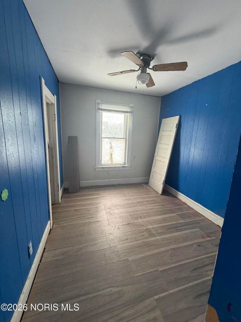 Tiny photo for 1219 Colburn Street, Toledo, OH 43609 (MLS # 10003564)