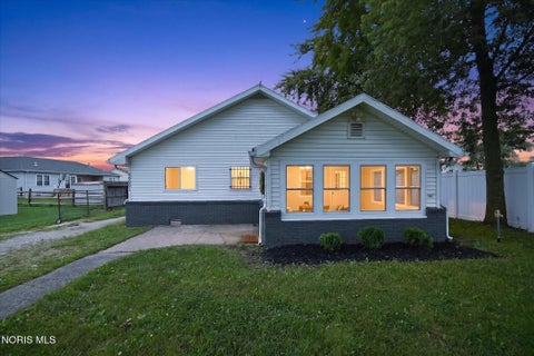 Photo of 28992 Tracy Road, Walbridge, OH 43465 (MLS # 10011897)