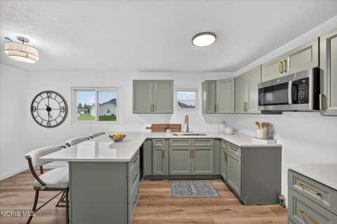 Tiny photo for 28992 Tracy Road, Walbridge, OH 43465 (MLS # 10011897)