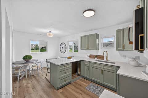 Tiny photo for 28992 Tracy Road, Walbridge, OH 43465 (MLS # 10011897)