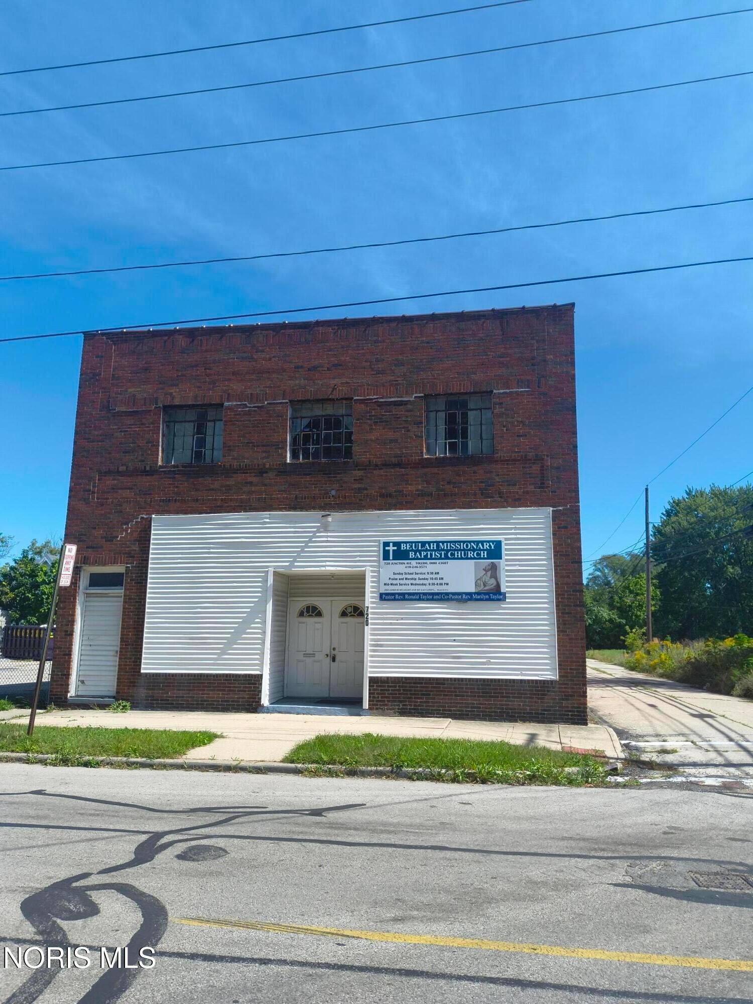 720 Junction Avenue