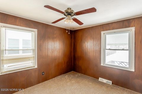 Tiny photo for 331 W Crawford Avenue, Toledo, OH 43612 (MLS # 10003747)