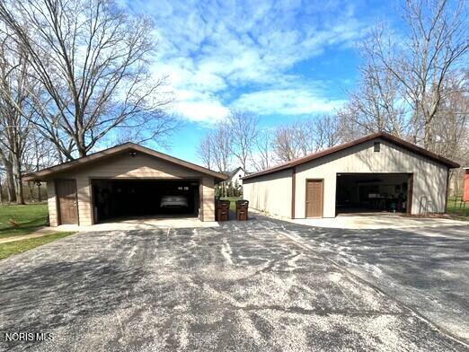 1005 Oak Park Drive