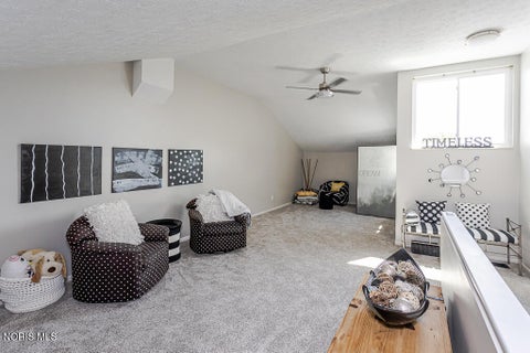 Tiny photo for 2526 W Village Drive, Toledo, OH 43614 (MLS # 10008584)